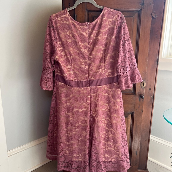 Twink Lady XL mauve dress - Picture 2 of 3